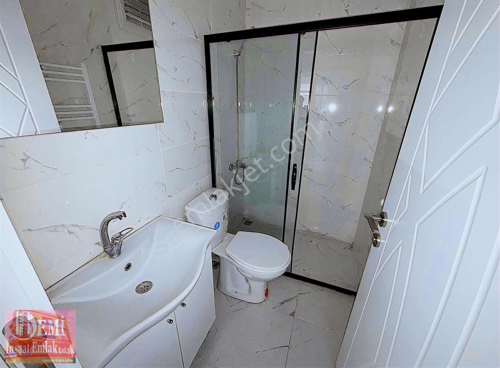 8.katlı Bölgesi Geniş Balkonlu 3+1 Site İçi Hazır Satılık Daire - Görsel 17