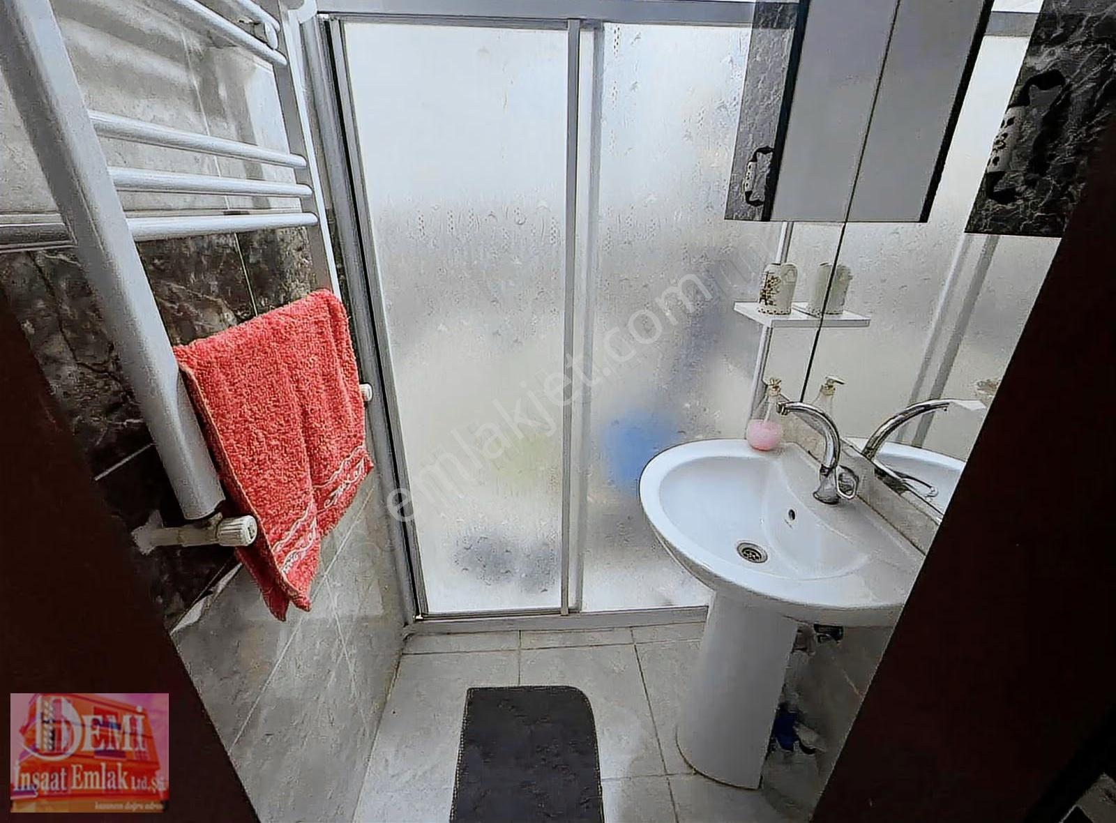 Cumhuriyet Mahallesinde Cadde Üzerinde 5+1 Dubleks Daire - Görsel 30