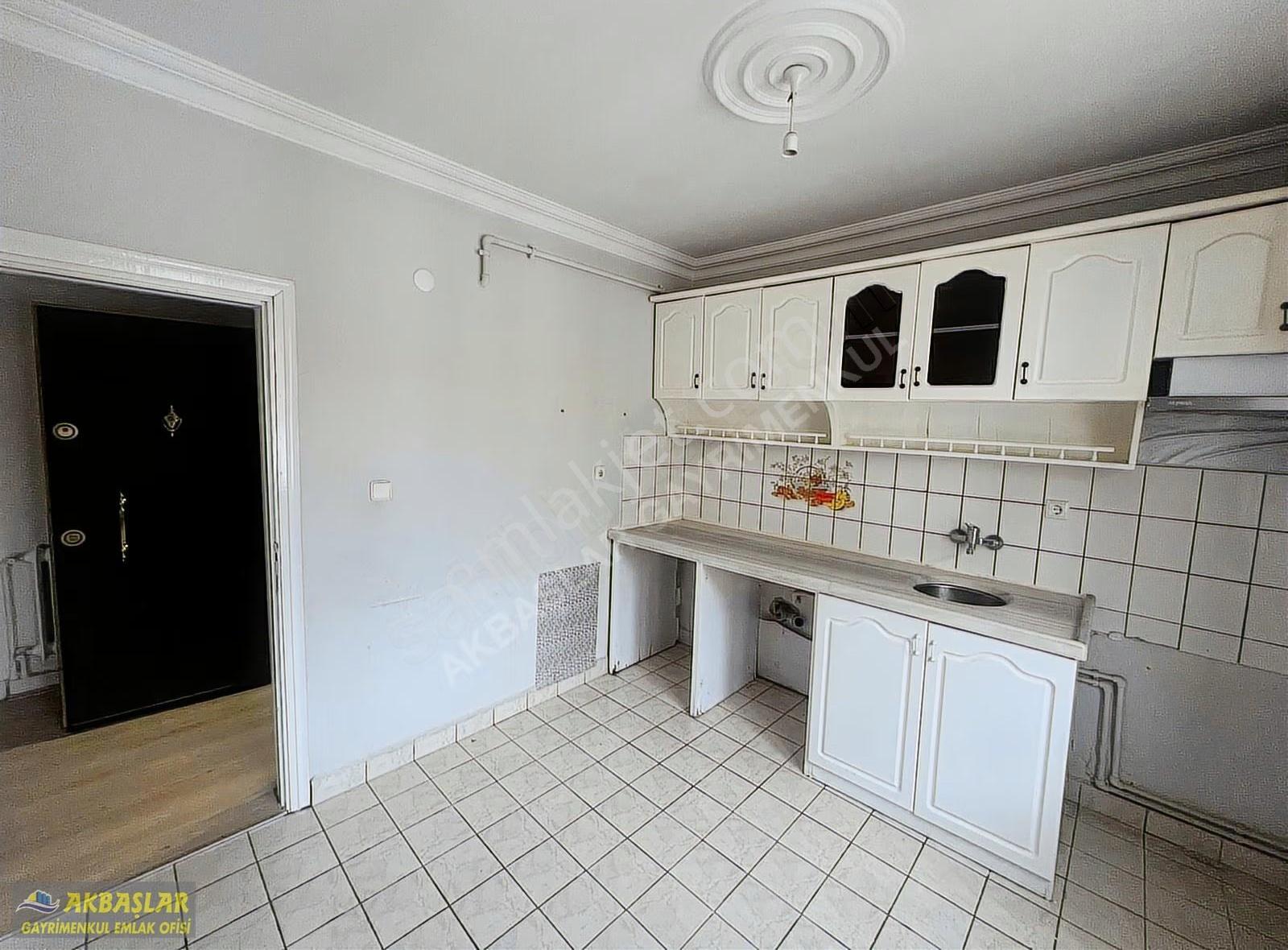 Akbaşlar Gayrimenkul'den Kemalpaşa Mahallesinde Kiralık Daire - Görsel 19