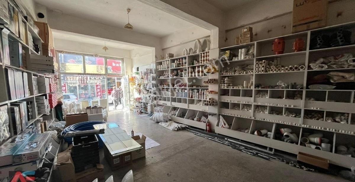 Çarşının Göbeğinde Kiracı Garantili Satılık Dükkan - Görsel 7