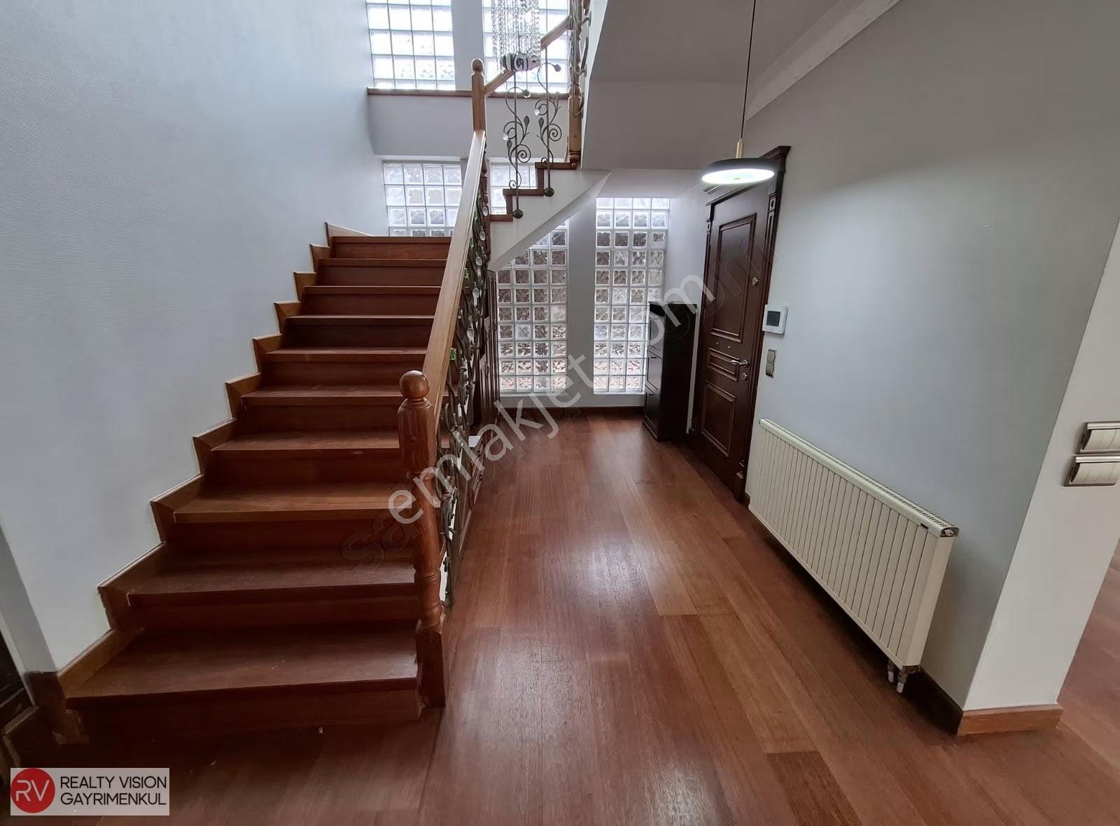 -çekmeköy'de Bahçeli, Kapalı Otoparklı, 5+1 Satılık Boş Villa- - Görsel 29