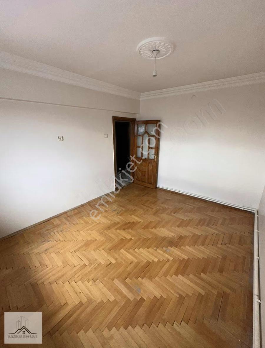 Aksan Emlak'tan Buhara Cad Üzerinde 3+1 Bakımlı Kiralık Daire! - Görsel 12