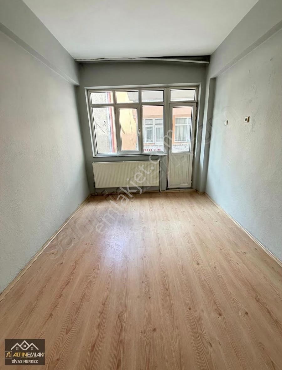 Altın Emlak Kiralıyor!! Yenişehir Göbek'te Geniş 2+1 Daire - Görsel 7
