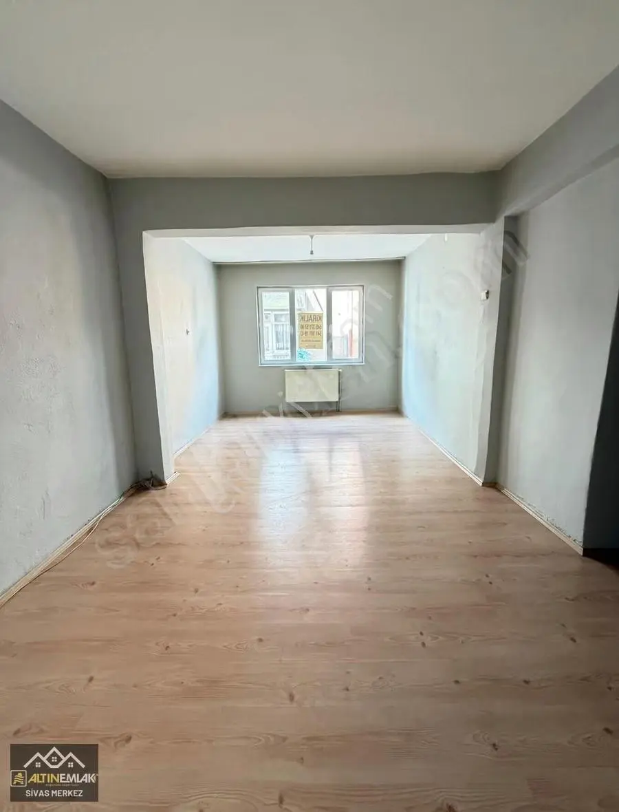 Altın Emlak Kiralıyor!! Yenişehir Göbek'te Geniş 2+1 Daire - Görsel 3