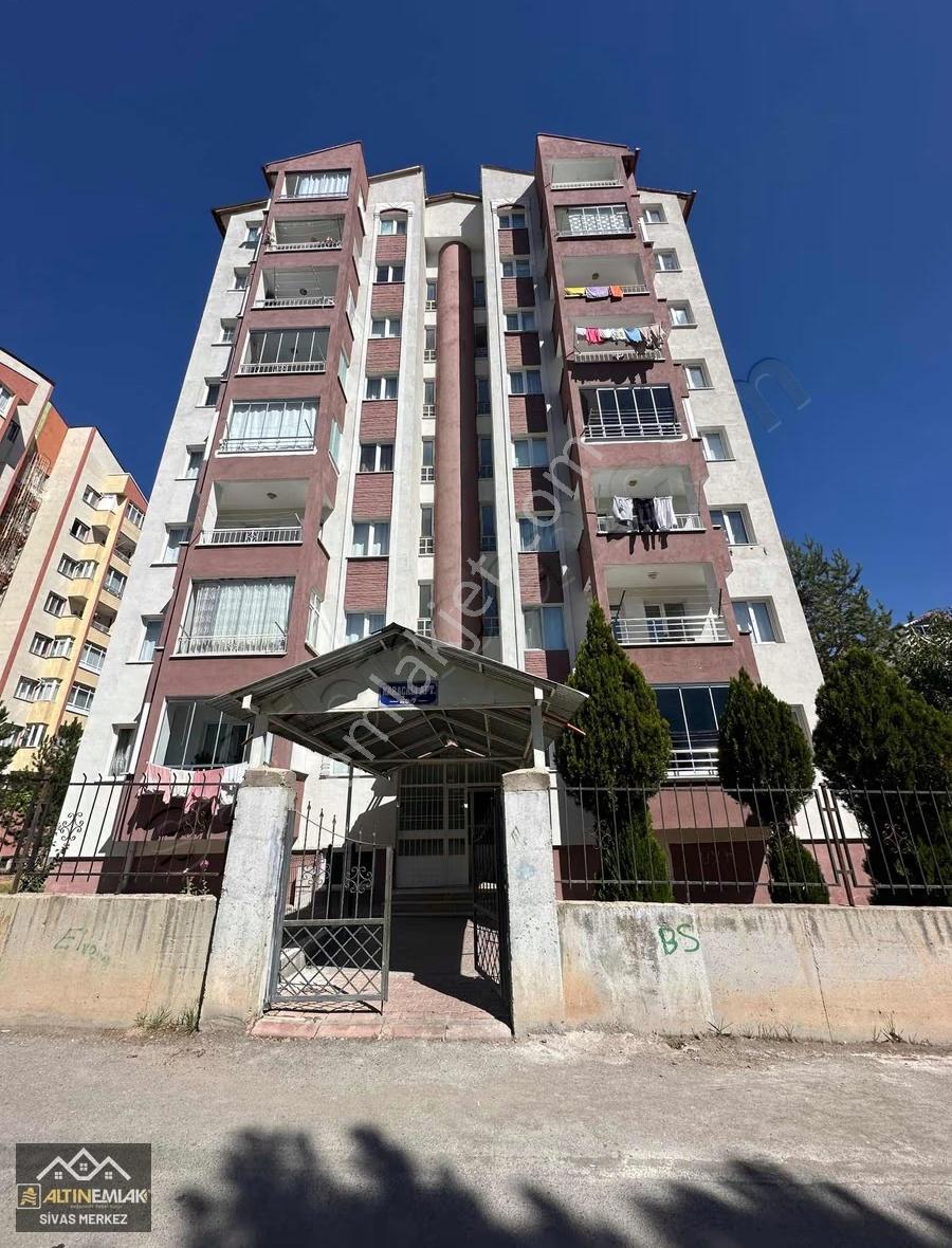 Altın Emlak Satıyor! Şeyh Şamil Mahallesinde Fırsat 3+1 Daire