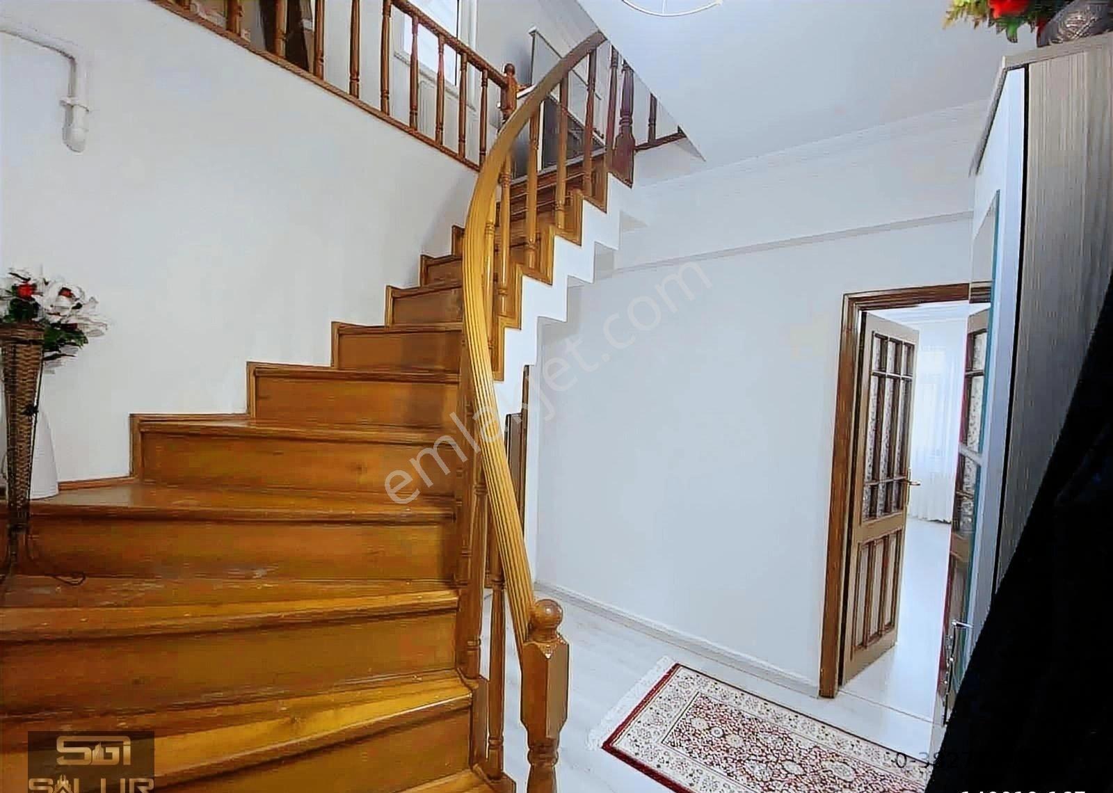 Salur Gayrimenkulden Satılık 3+1 Daire Tramvayın Altında - Görsel 7