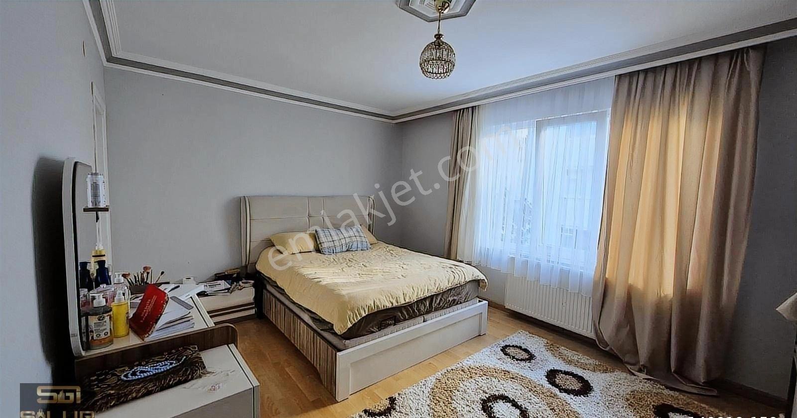 Salur Gayrimenkulden 3+1 Muhteşem Daire - Görsel 14