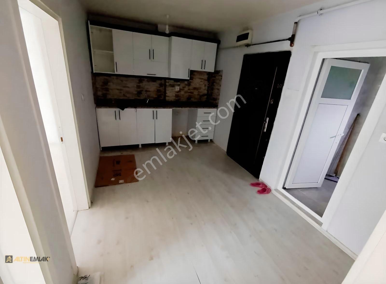 Gaziosmanpaşa Karadeniz Mahallesinde Kiralık 2+1 Daire - Görsel 3