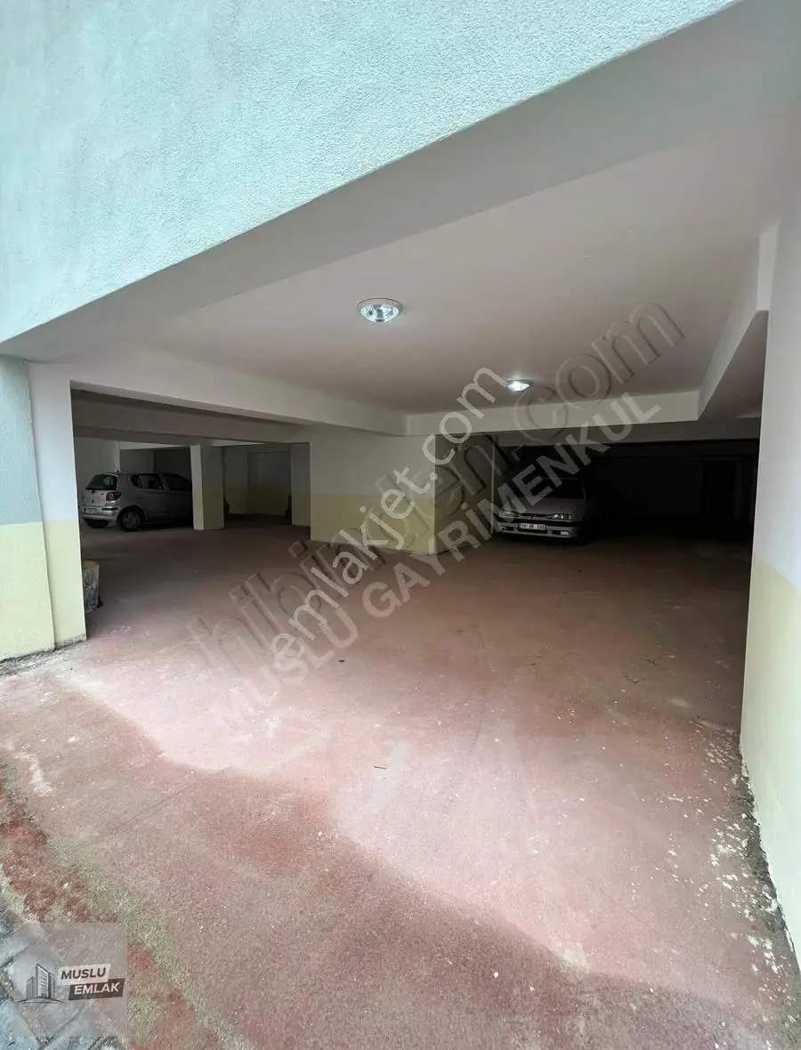 Muslu Gym-m.a.e Caddesinde Sıfır Satılık 3+1 Kullanışlı Daire - Görsel 3