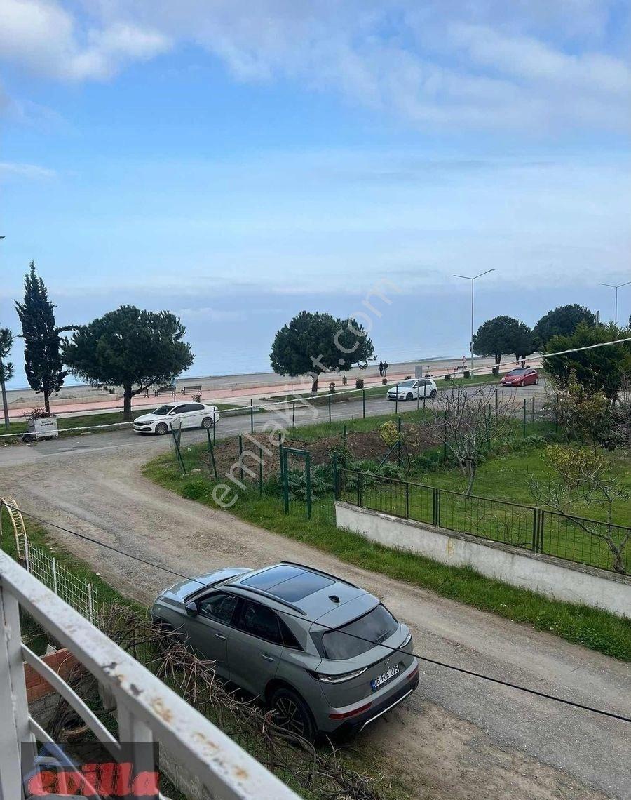 Sahile İkinci Bina Eşyalı 2+1 Kiralık Daire