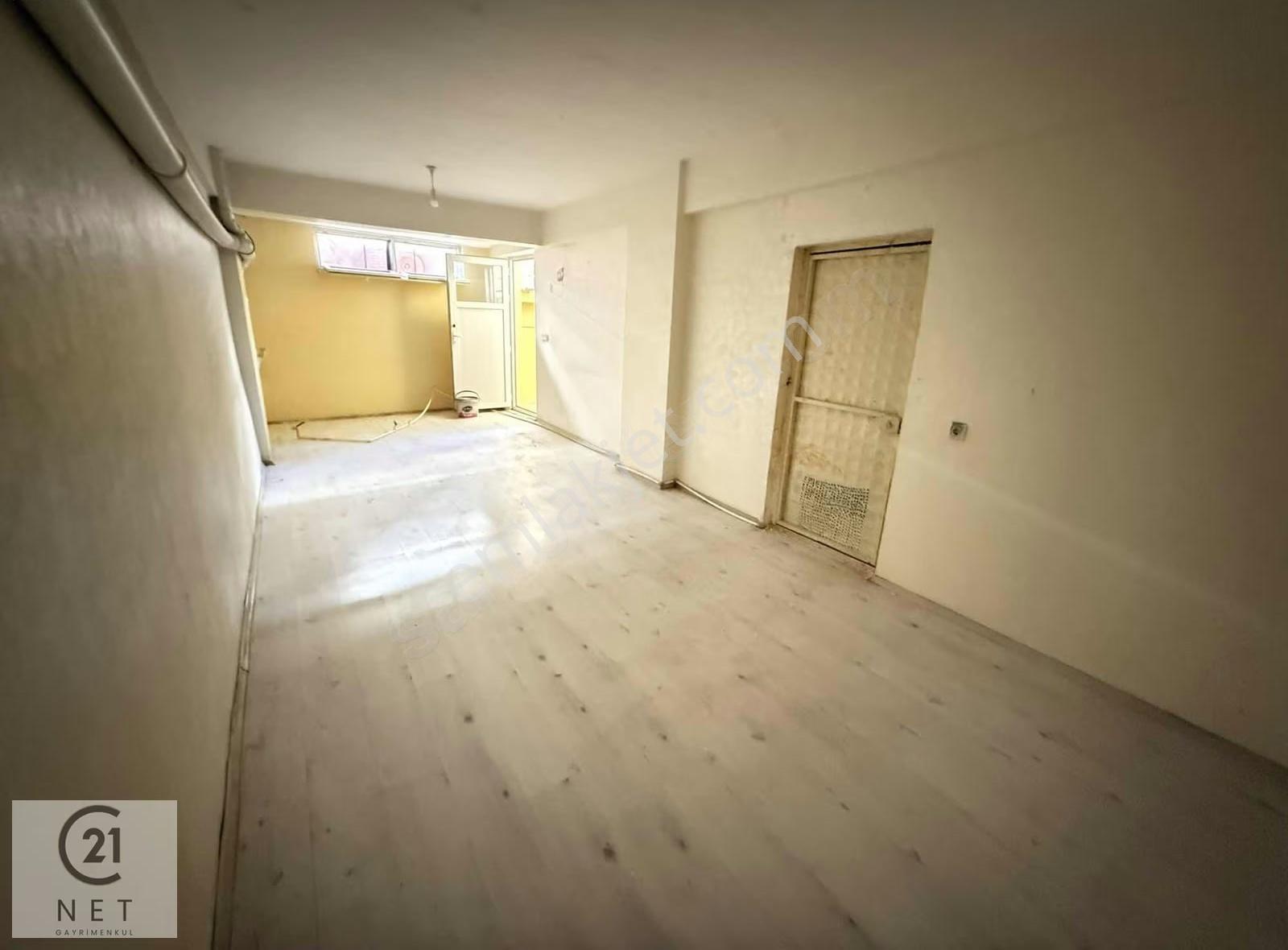 Century 21 Net'ten Akkonakta Yeşilköy Cadde Üzeri Satılık Dükkan - Görsel 12
