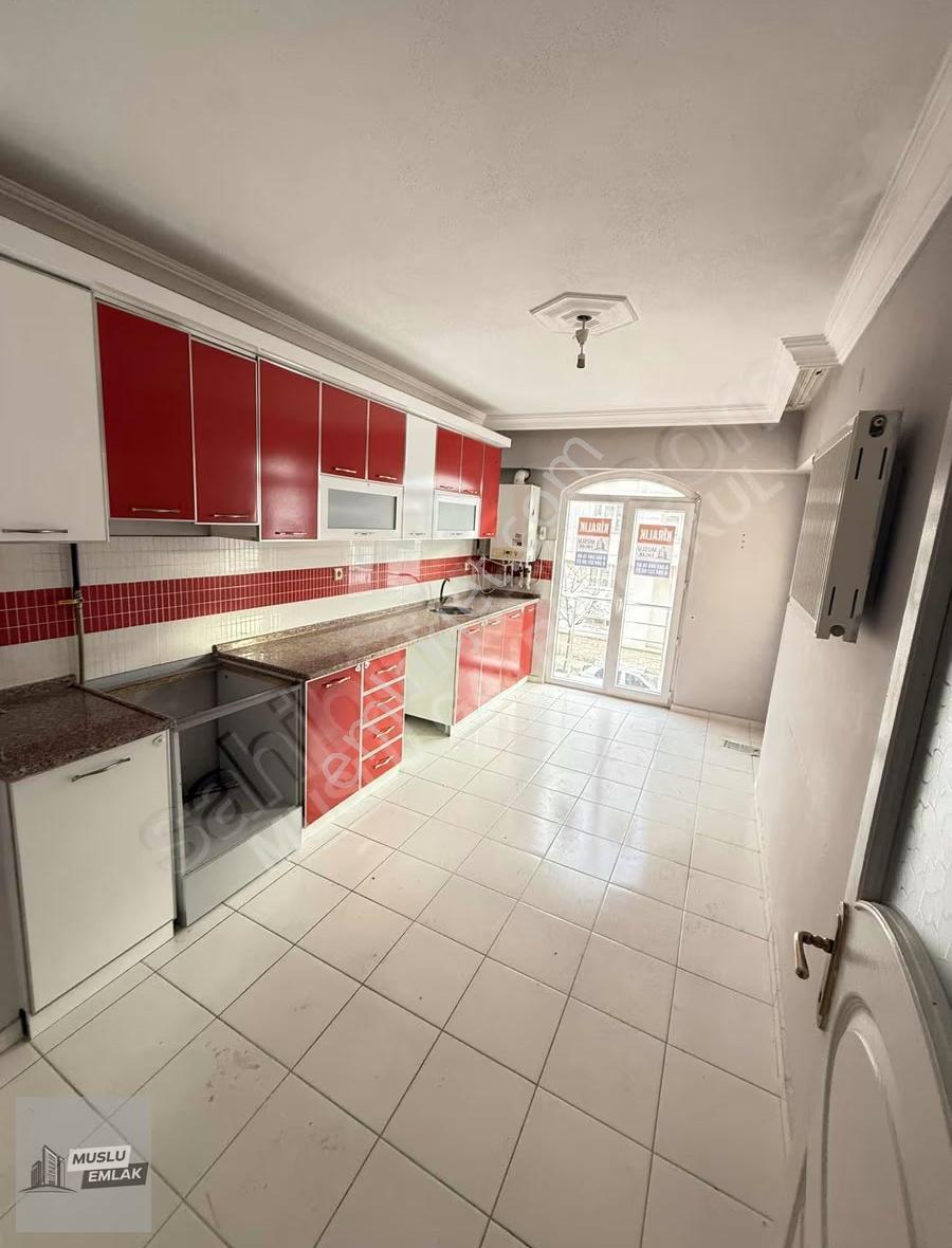 Muslu Gayrimenkulden Bekir Aksoy Civarı Satılık Daire - Görsel 6