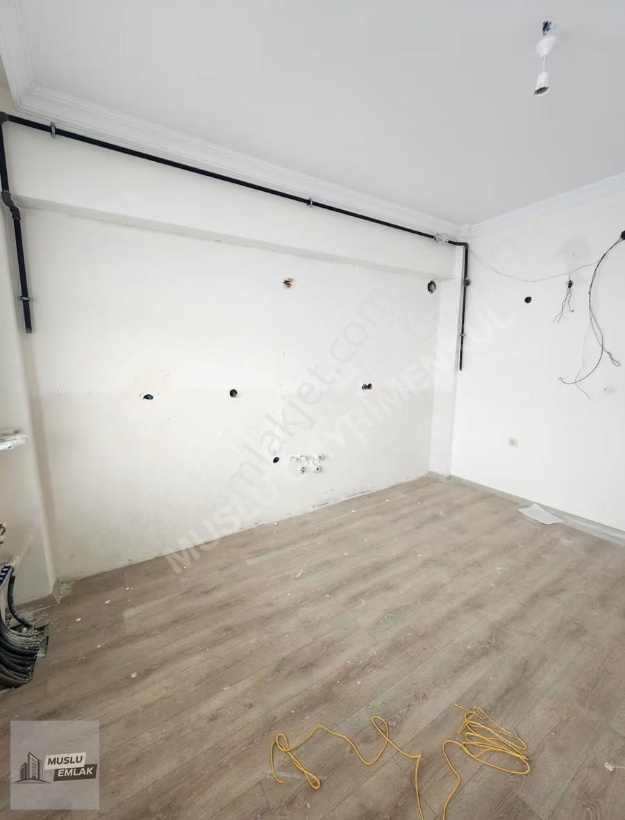 Muslu Gym-ekin Cadde Üstü Manzaralı 3+1 Arakat Sıfır Daire - Görsel 3
