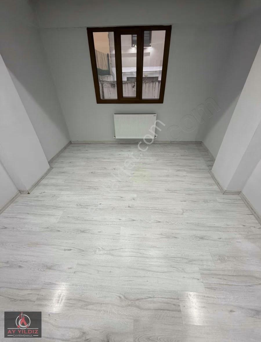 Manisa Akmescit Mah 3 Yaşında 3+1 Bahçeli Balkonlu Daire - Görsel 3