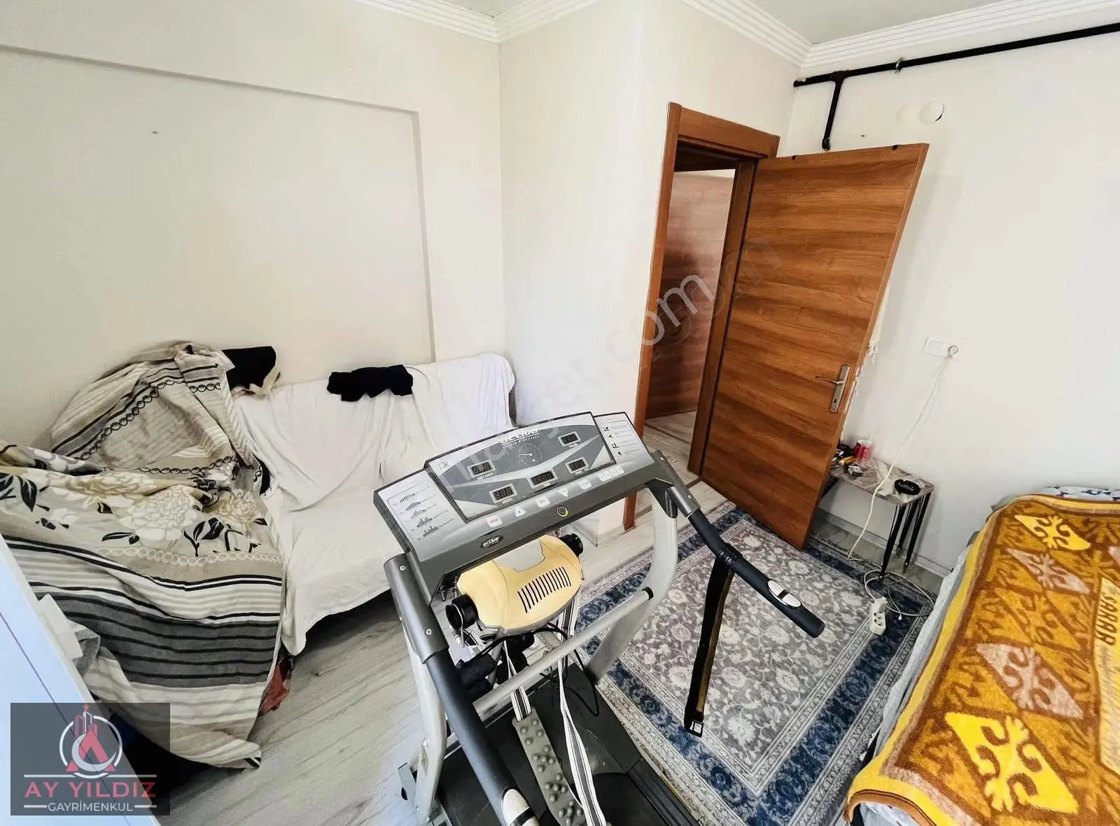 Manisa Muradiye 3+1 Ebeveyn Banyolu Önü Açık Fırsat Daire - Görsel 2