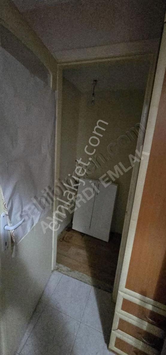 Ayverdi Emlak Dan Merkeze Yakın Cadde Üzerinde Kiralık 3+1 - Görsel 13