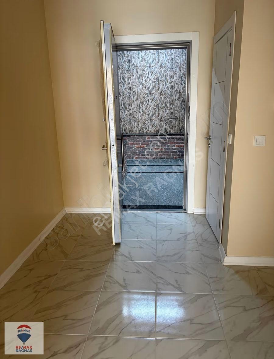 Pendik Captain Hill Residence'ta Satılık 3+1 Tripleks - Görsel 35