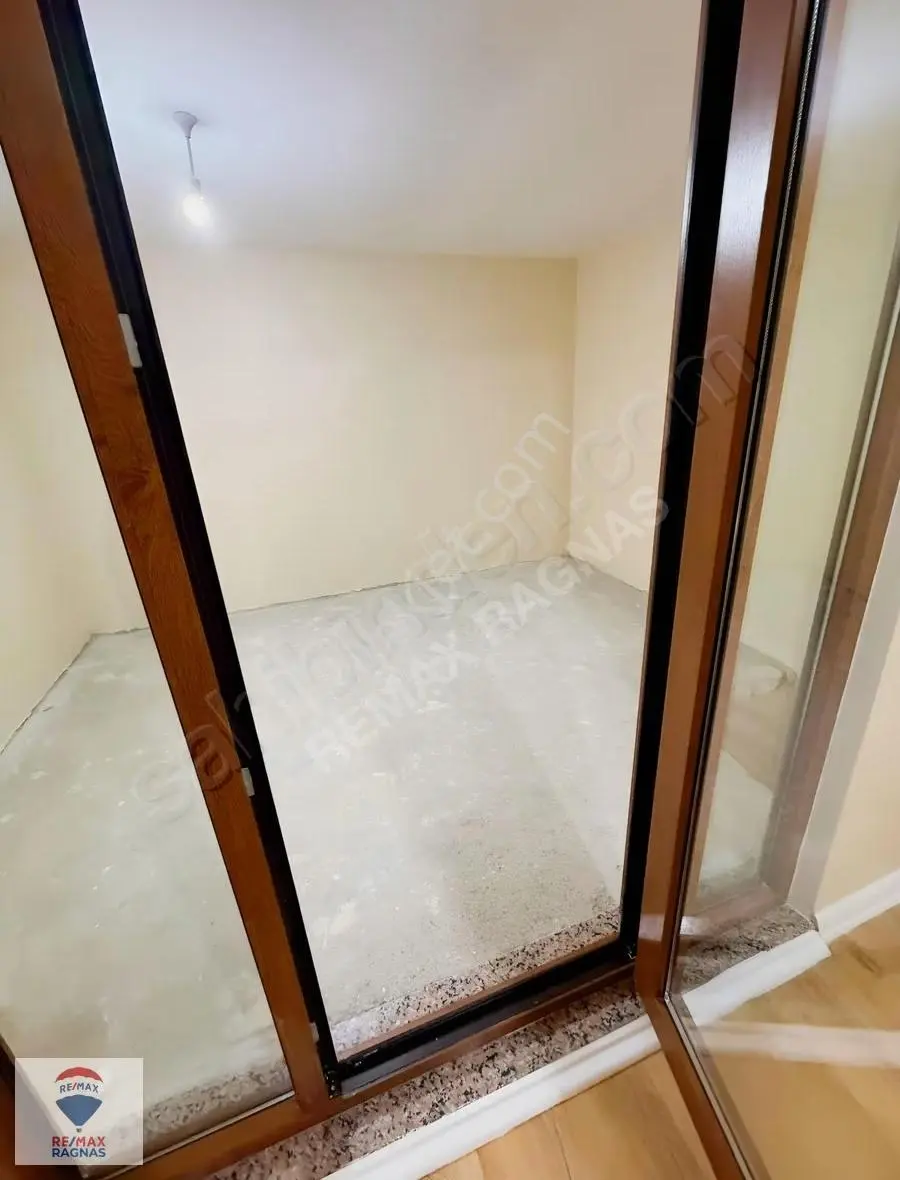 Pendik Captain Hill Residence'ta Satılık 3+1 Tripleks - Görsel 3