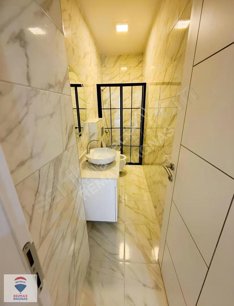 Pendik Captain Hill Residence'ta Satılık 3+1 Tripleks - Görsel 5