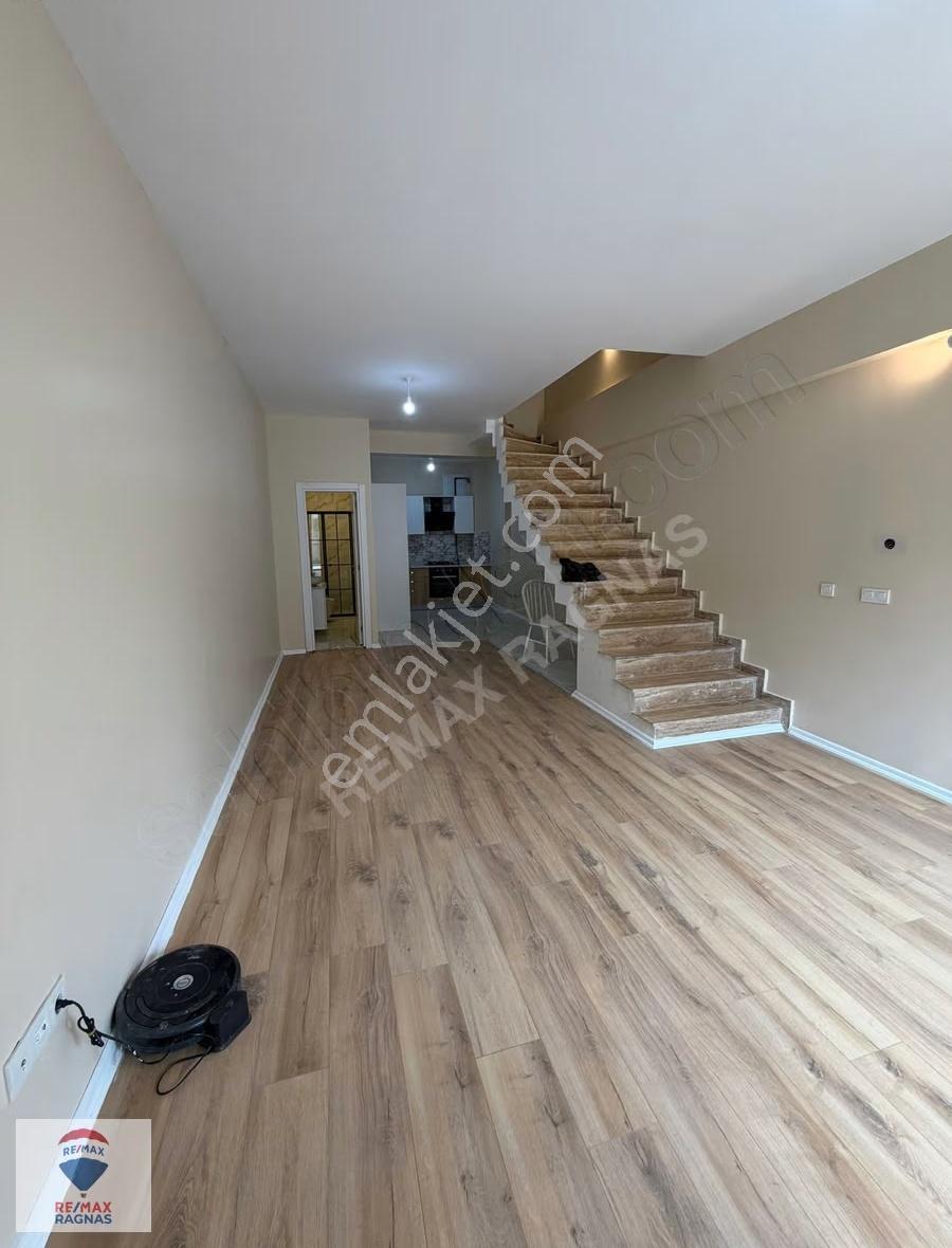 Pendik Captain Hill Residence'ta Satılık 3+1 Tripleks - Görsel 33