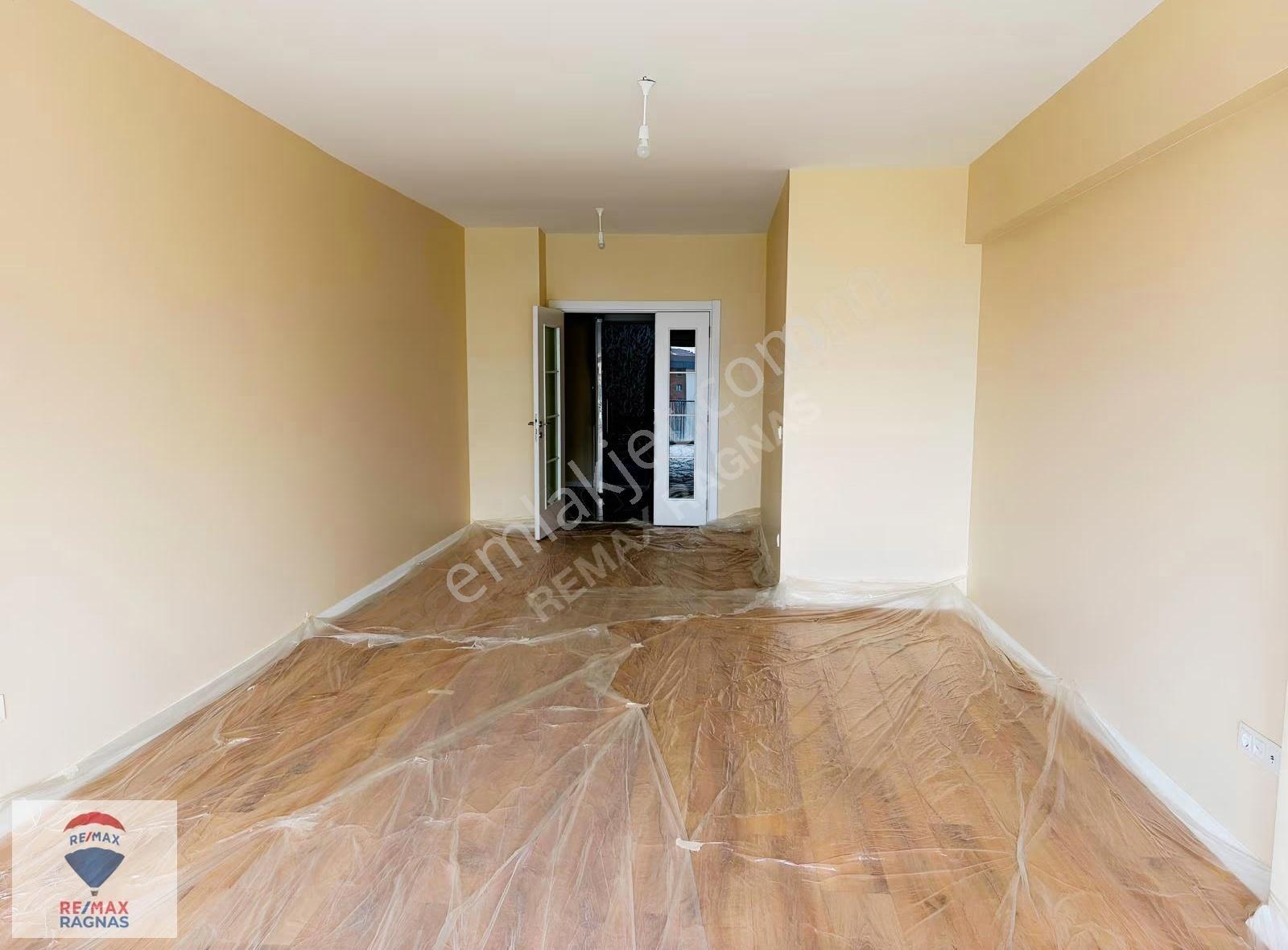 Pendik Captain Hill Residence'ta Satılık 3+1 Tripleks - Görsel 26