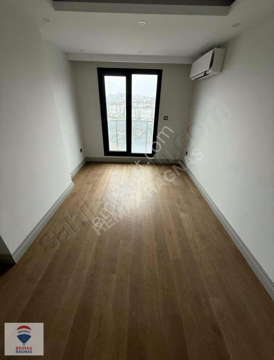 Vadi İstanbul Manzaralı İstova Green Sitesinde 3+1 Lüks Daire - Görsel 8
