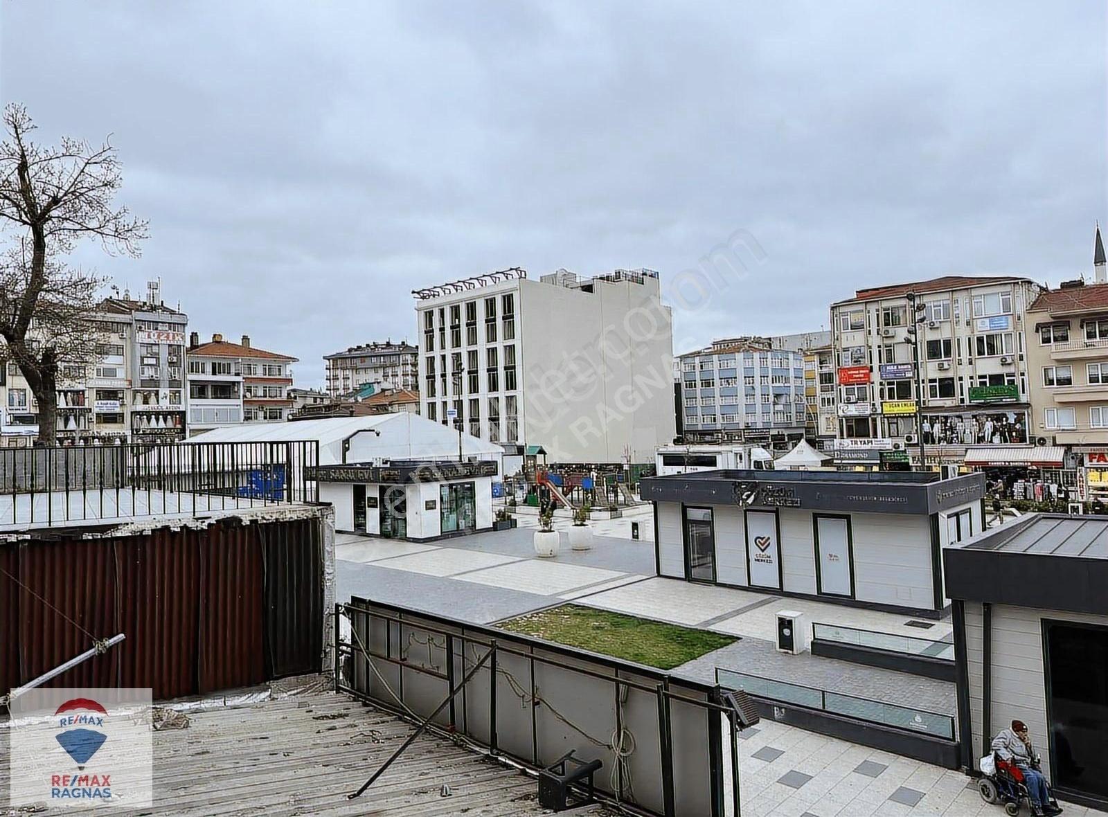 Ümraniye Çarşı'da Satılık 2 + 1 Ara Kat Daire - Görsel 34