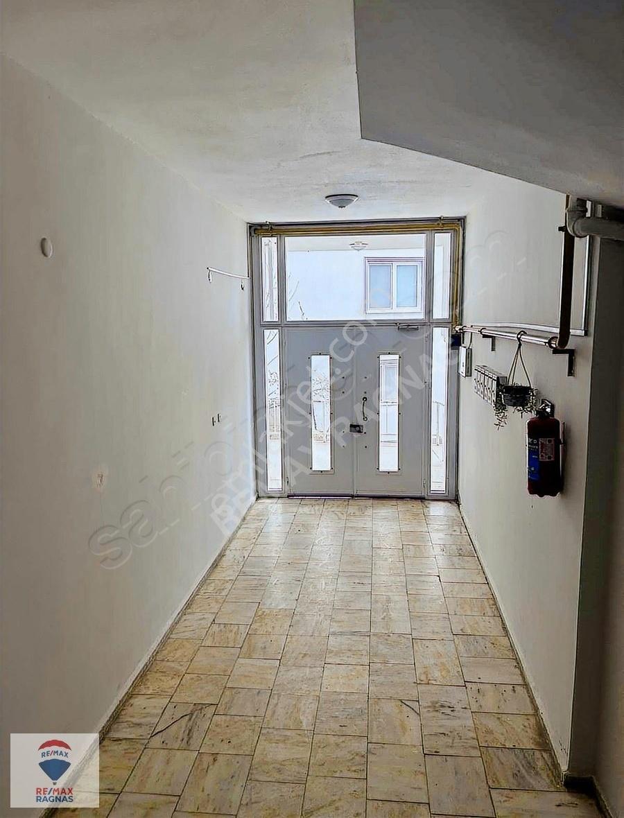 Komple Deniz Manzaralı, Eşyalı 3+1 Yarım Dubleks Daire - Görsel 35