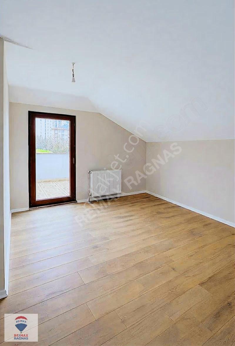 Havuzlu Site İçinde Satılık Teraslı Deblex - Görsel 29