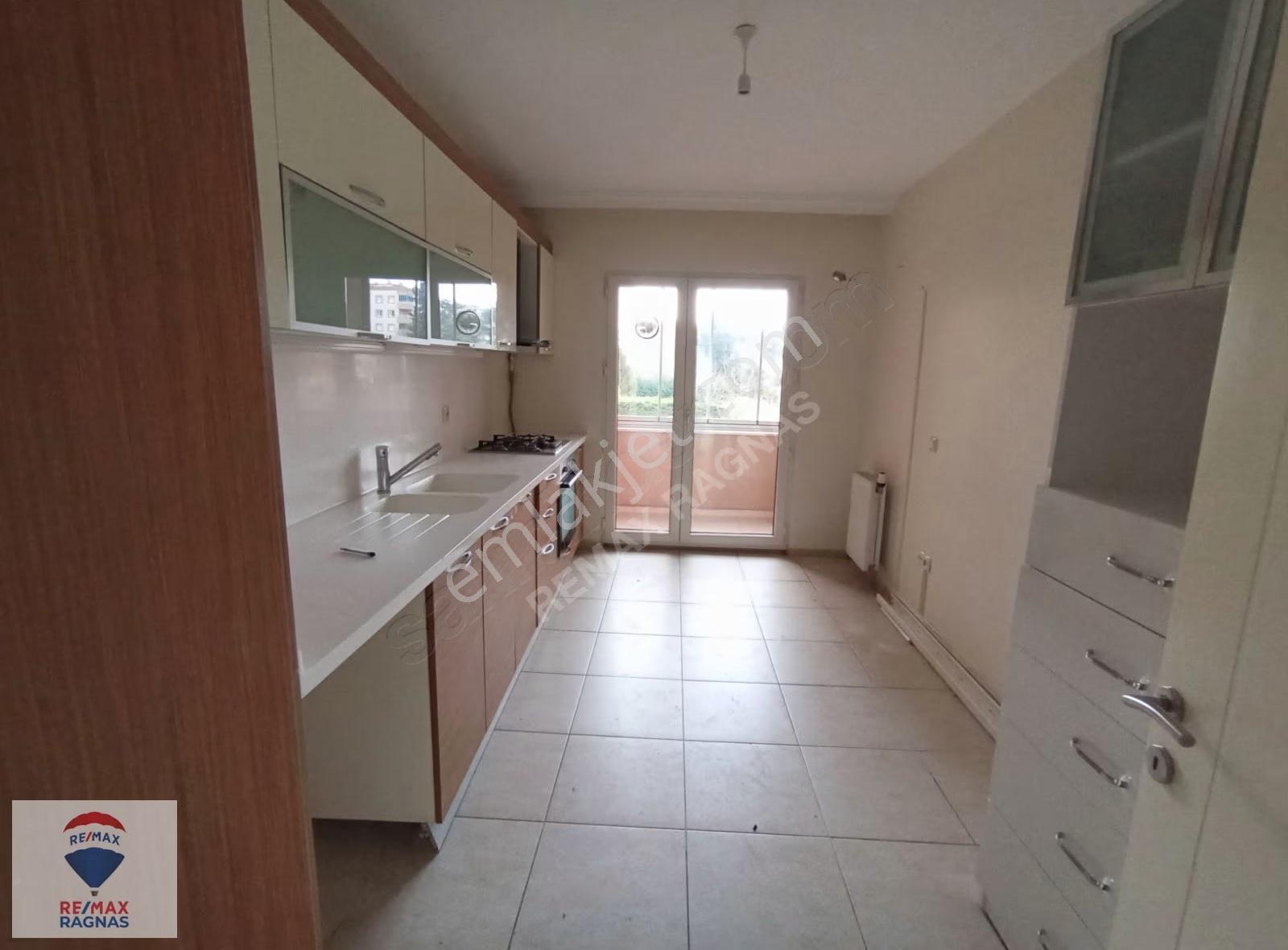 Çekmeköy Taşdelen Parkverde Sitesin'de 2 + 1 Kiralık Daıre - Görsel 26