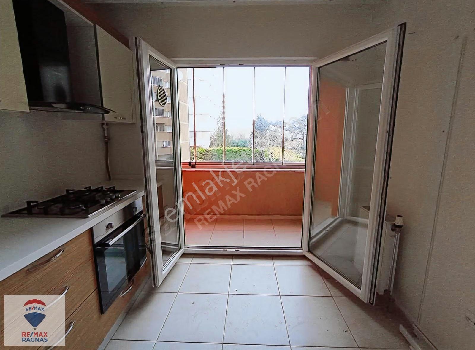 Çekmeköy Taşdelen Parkverde Sitesin'de 2 + 1 Kiralık Daıre - Görsel 28