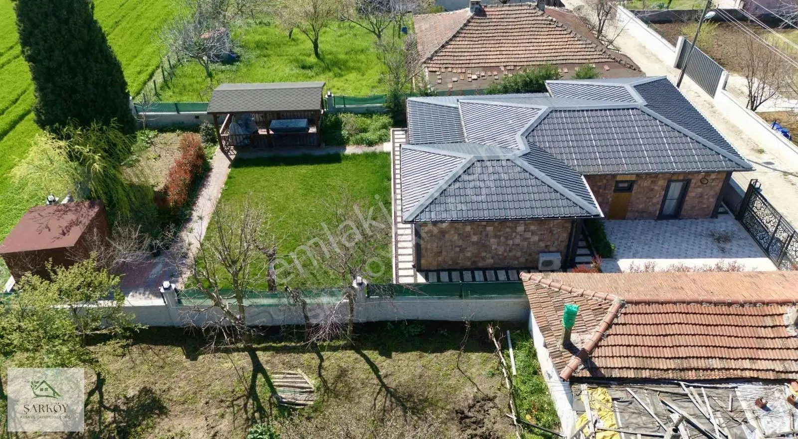 Gazioğlu Köyünde Lüks Müstakil Çelik Ev - Görsel 2