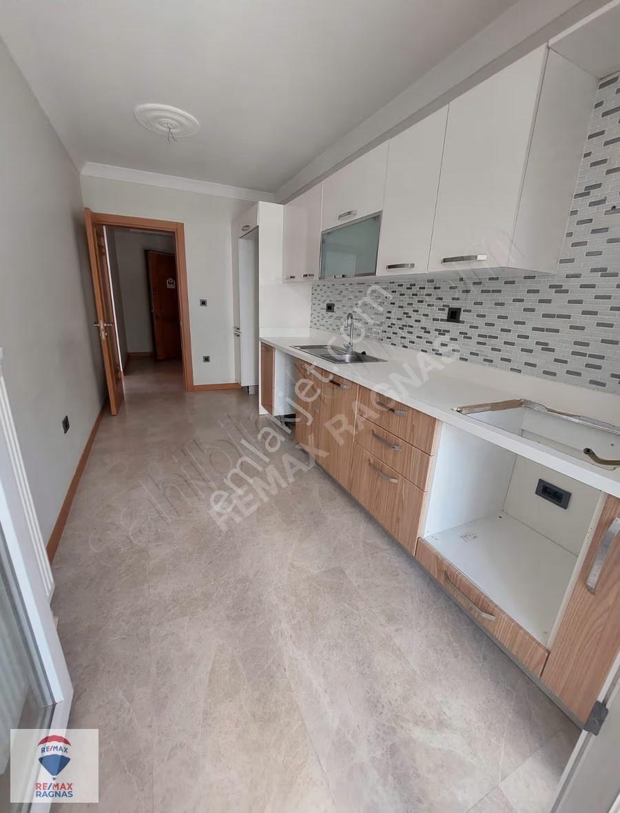 Şehrizade Konutları'nda Kiralık 3+1 Daire - Görsel 15