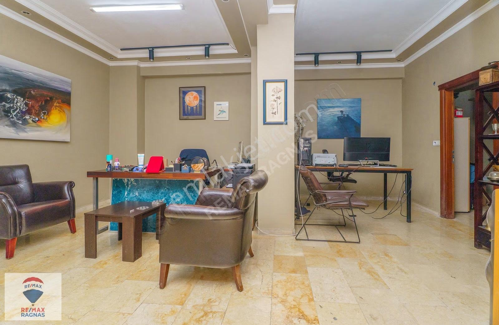 Site Mahallesinde Yatırımcıya Özel Rampalı 1.000 M² Ticari Mülk - Görsel 13