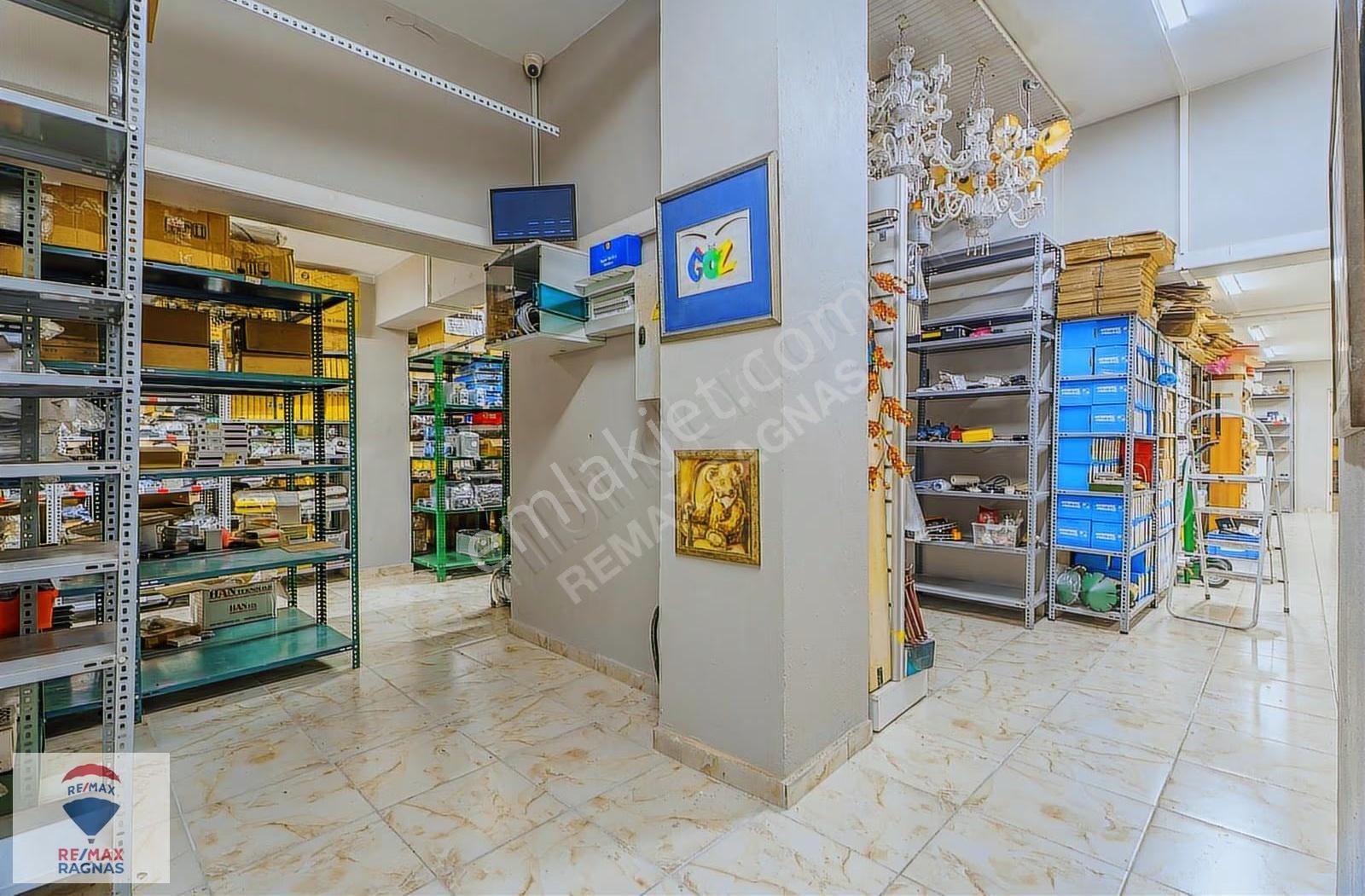 Site Mahallesinde Yatırımcıya Özel Rampalı 1.000 M² Ticari Mülk - Görsel 21