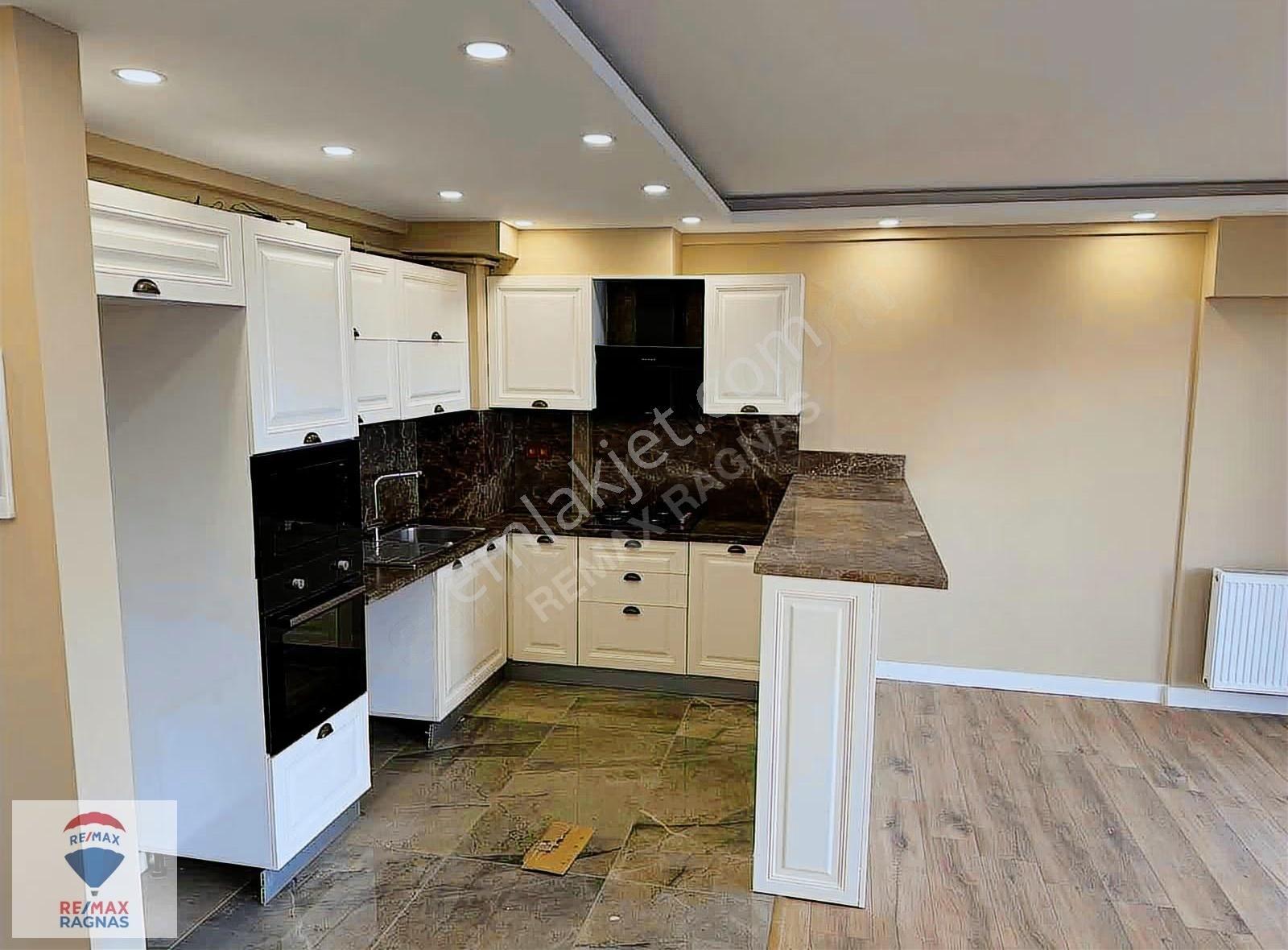 Pendik Captain Hill Residence Sitesinde Satılık Bahçe Katı 3+1 - Görsel 25