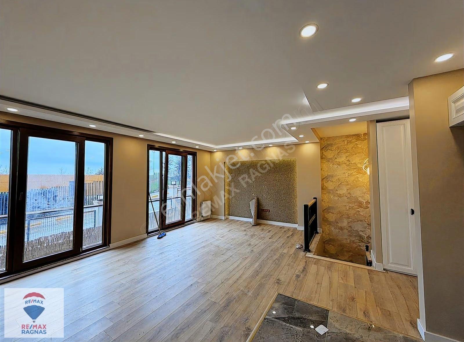 Pendik Captain Hill Residence Sitesinde Satılık Bahçe Katı 3+1 - Görsel 8