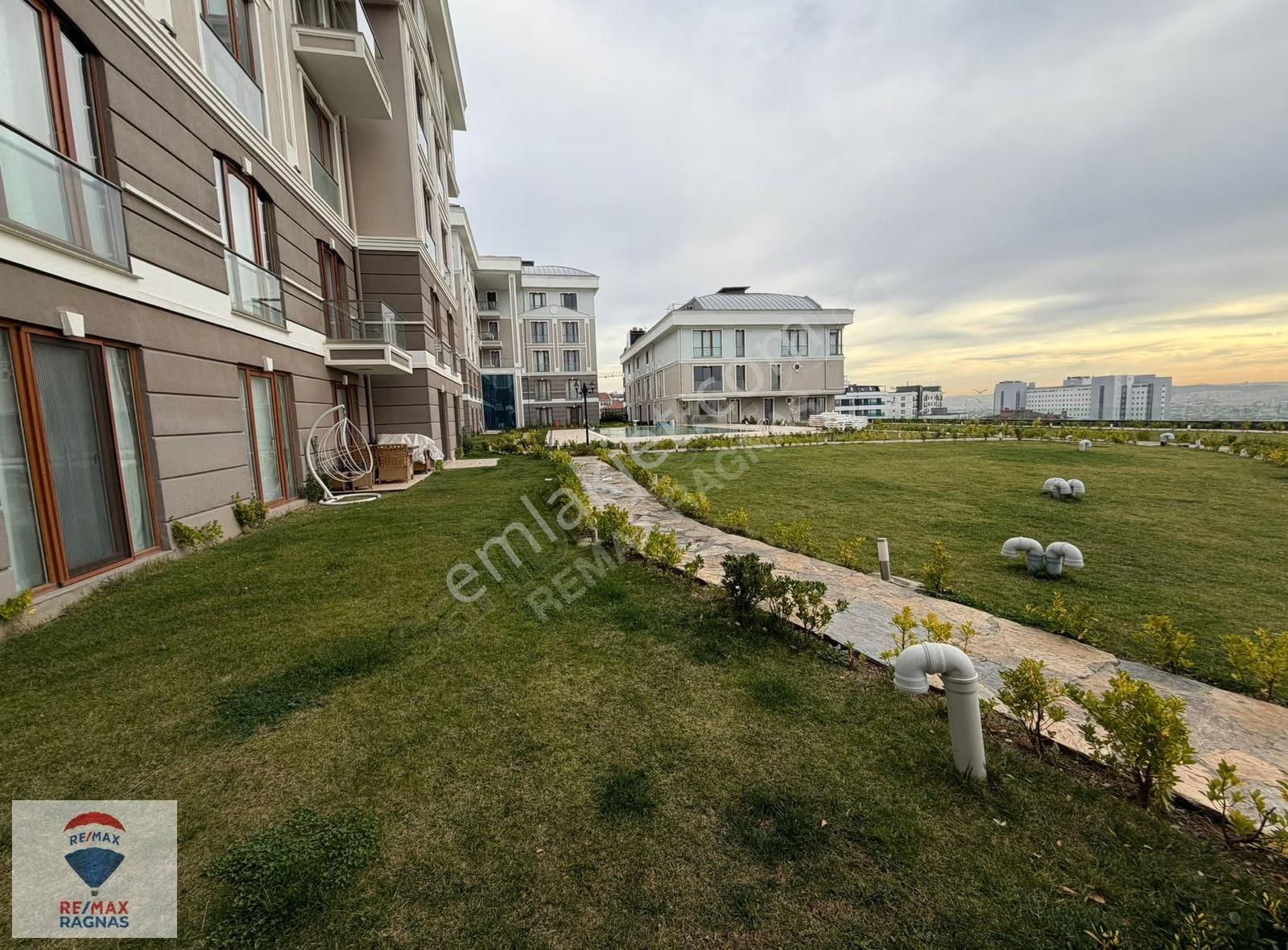 Pendik Captain Hill Residence Sitesinde Kiralık Bahçe Katı 3+1 - Görsel 13