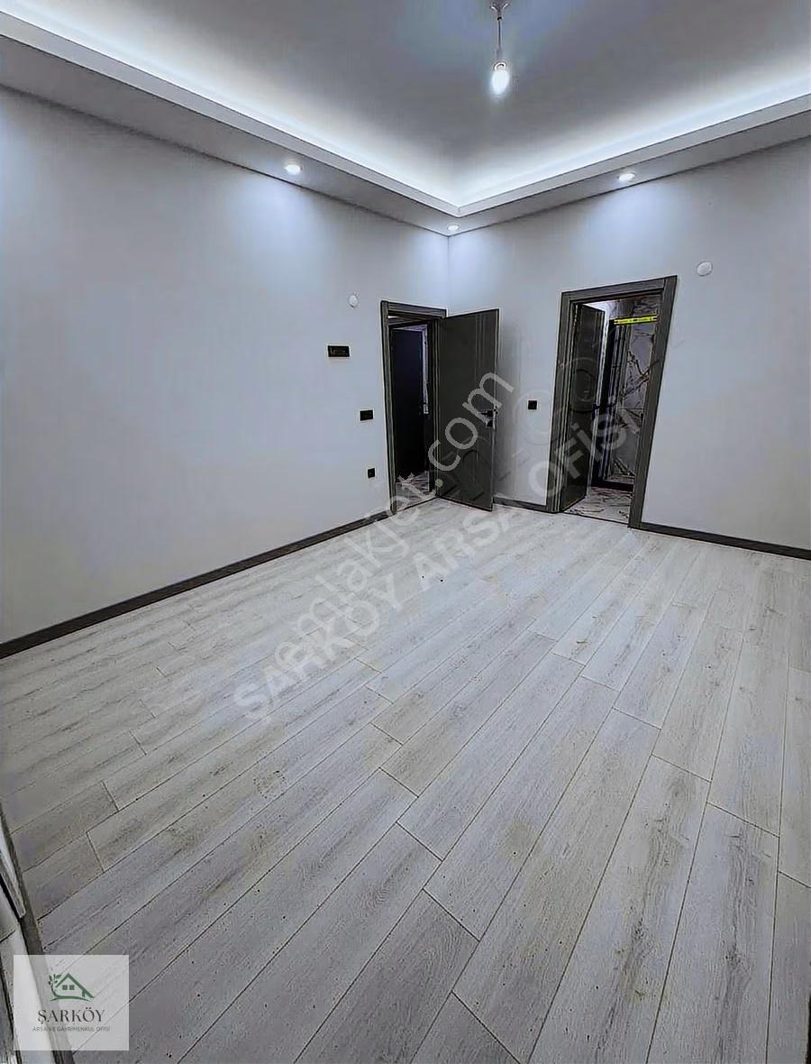 Tekirdağ Atatürk Mah. Prestijli Konum Havuzlu 2+1 - Görsel 12