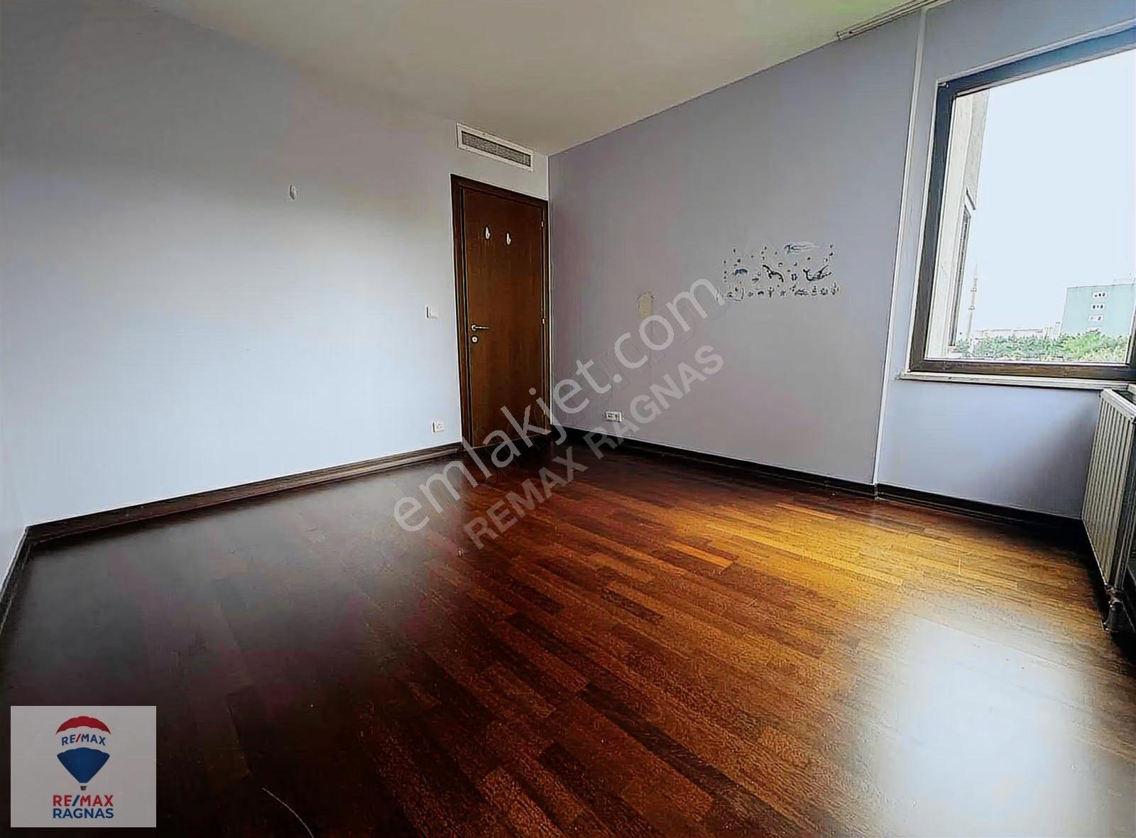 Atlas Park Deluxe'te 3.5+1 200m² Satılık Daire Viaport Karşısı - Görsel 7