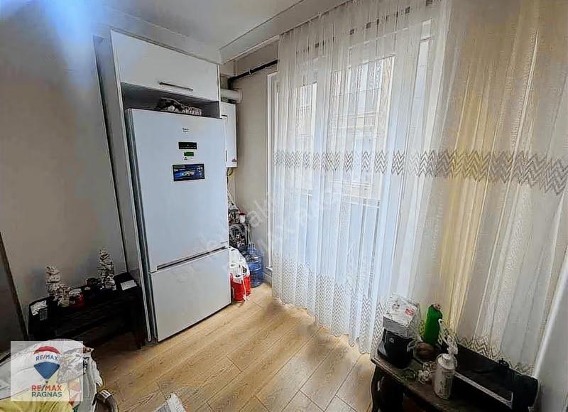 Ümraniye Yamanevler Mahallesi'nde 2 + 1 Ara Kat Satılık Daire - Görsel 4
