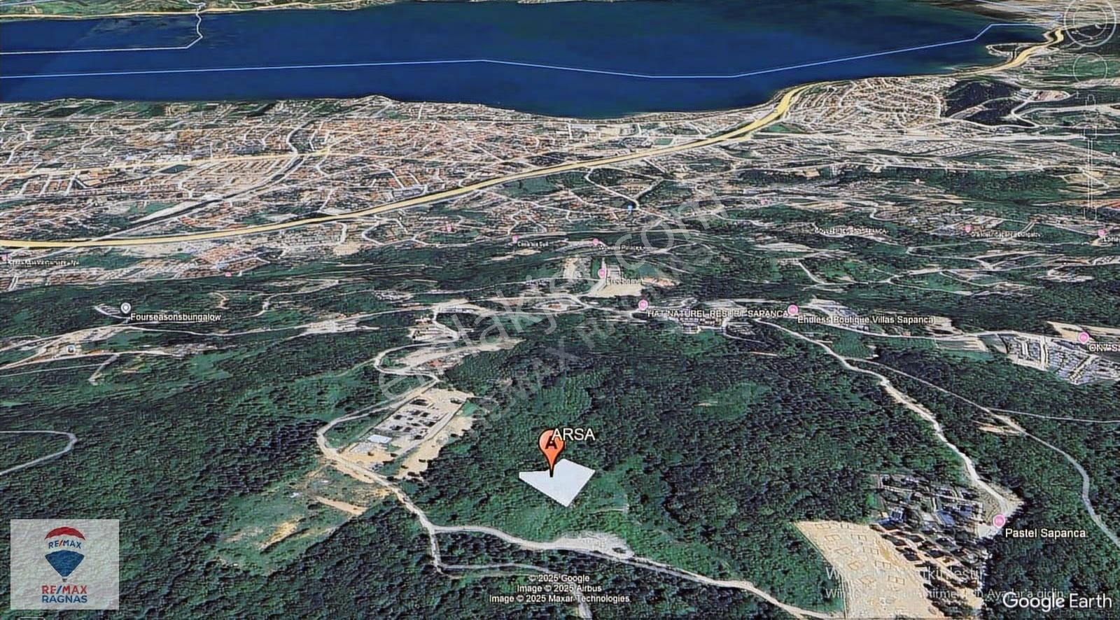 Sapanca Nailiye Mah. Zirve Konumda Manzaralı 2.224m² Tarla - Görsel 3