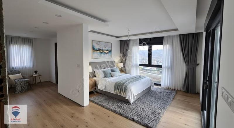 Şile Çavuş Mahallesinde Özel Dekor Şansı Satılık 5+2 Villa - Görsel 14