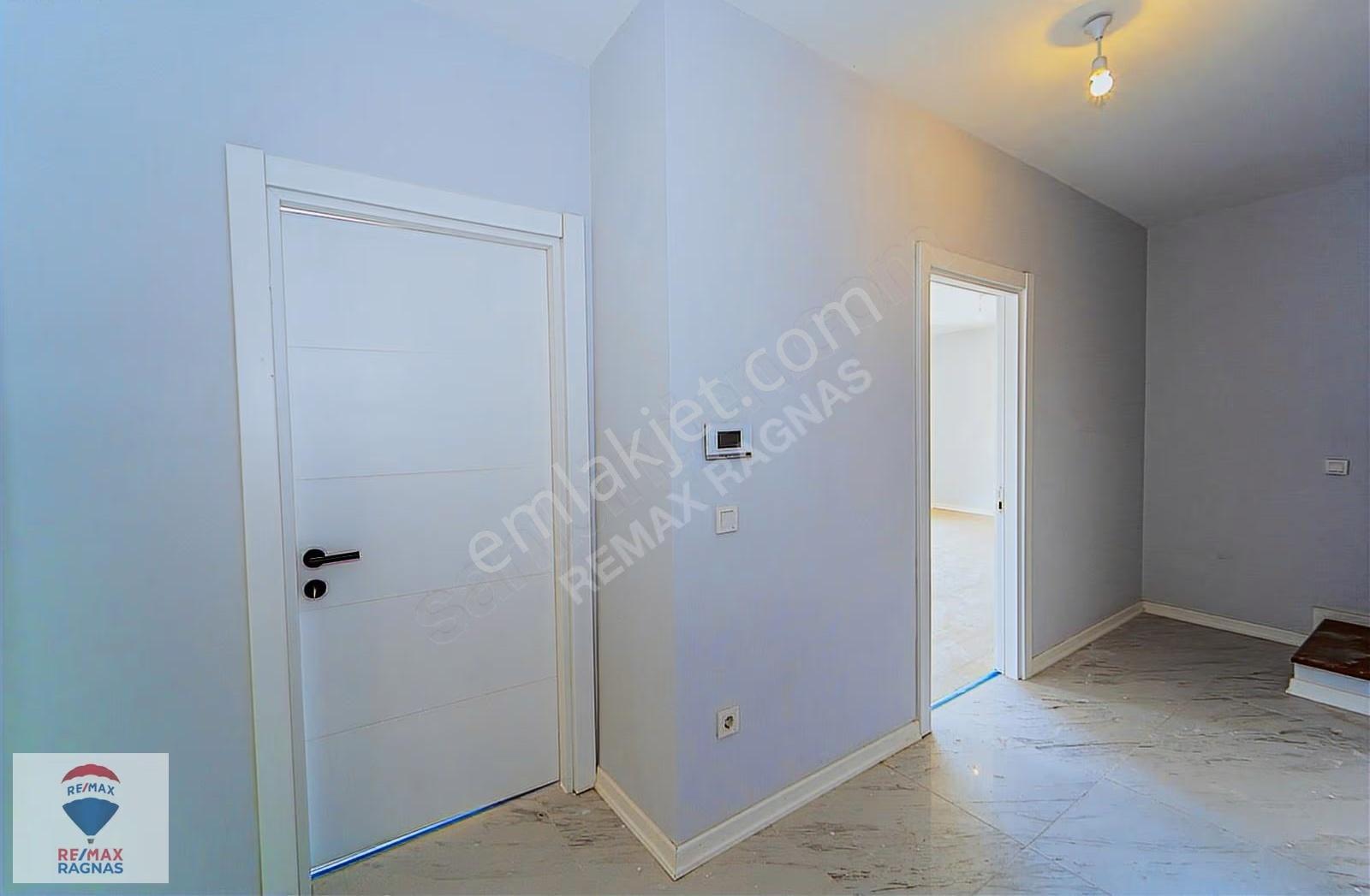 Çengelköy Tuana Prestijde Yatırımlık 4,5+1 233m² Dubleks Daire - Görsel 33