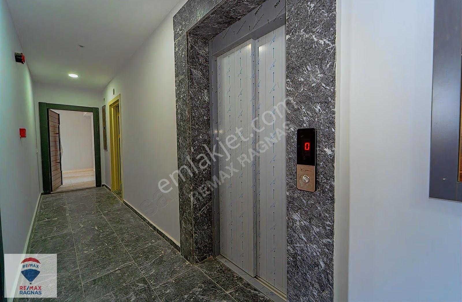 Çengelköy Tuana Prestijde Yatırımlık 4,5+1 233m² Dubleks Daire - Görsel 31