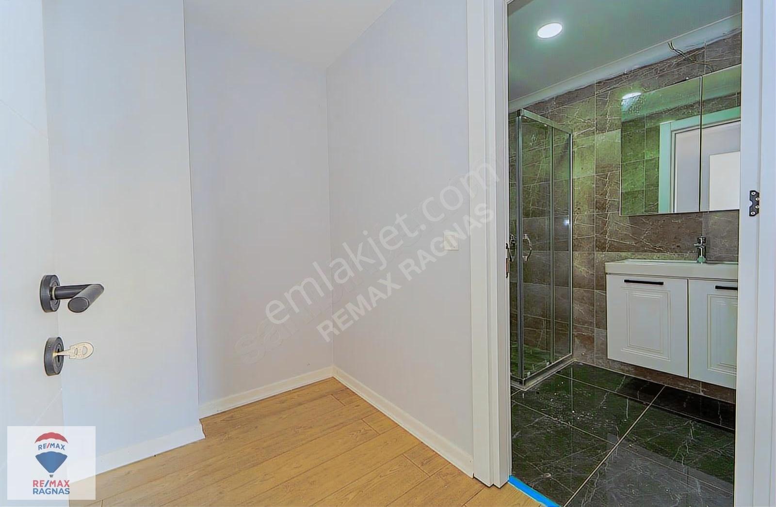 Çengelköy Tuana Prestijde Yatırımlık 4,5+1 233m² Dubleks Daire - Görsel 12