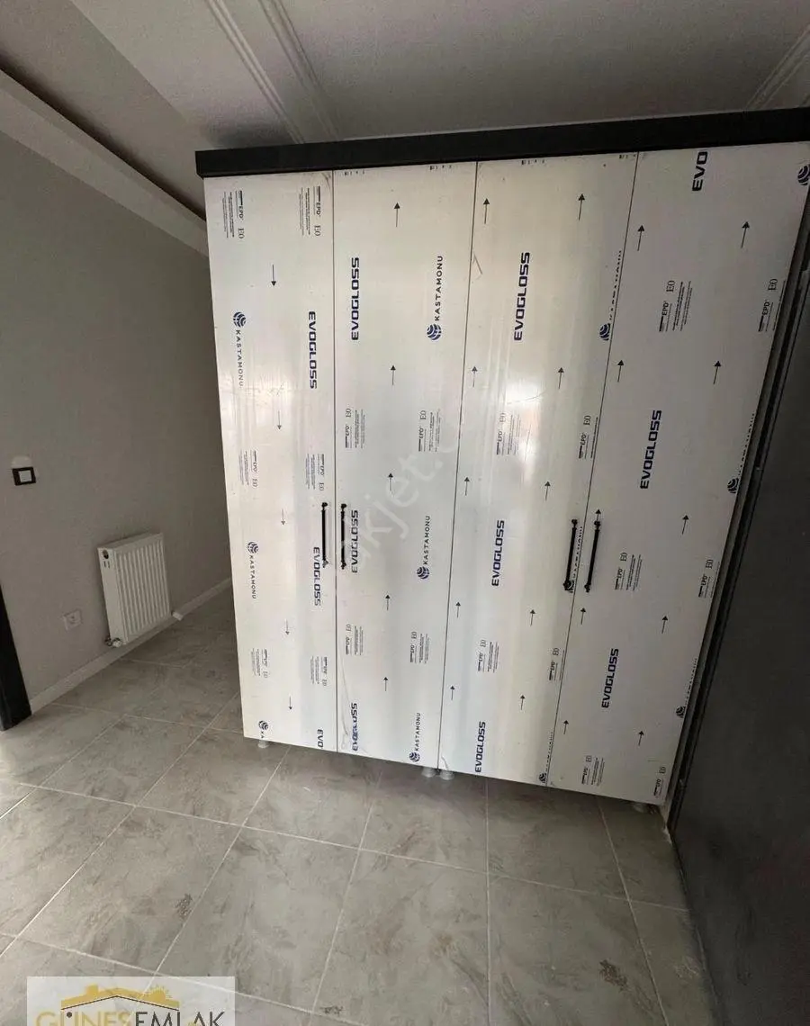 Cadde Üstü Kapalı Garajlı Satılık Sıfır Daire - Görsel 2