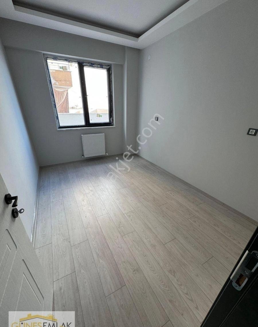 Cadde Üstü Kapalı Garajlı Satılık Sıfır Daire - Görsel 11
