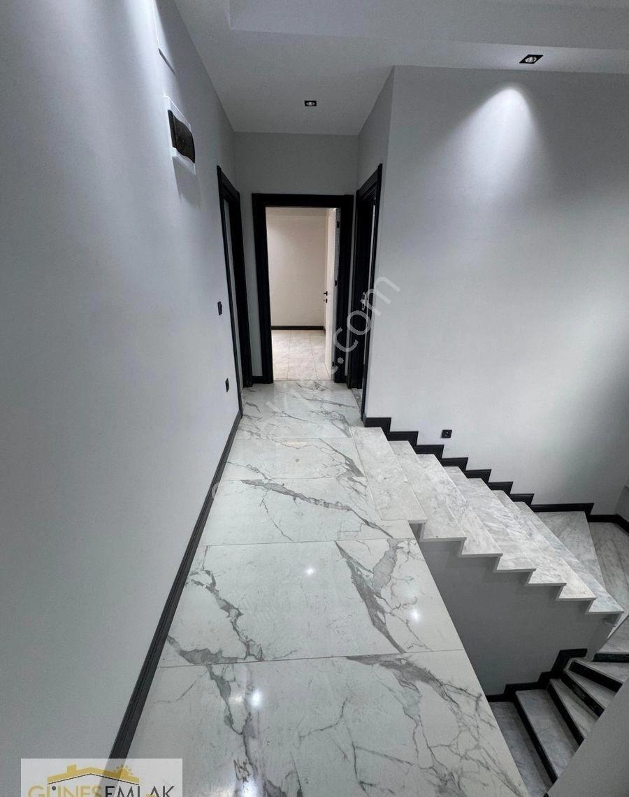 Güneş Emlaktan Full+full Eksiksiz Satılık Lüks Villa - Görsel 19