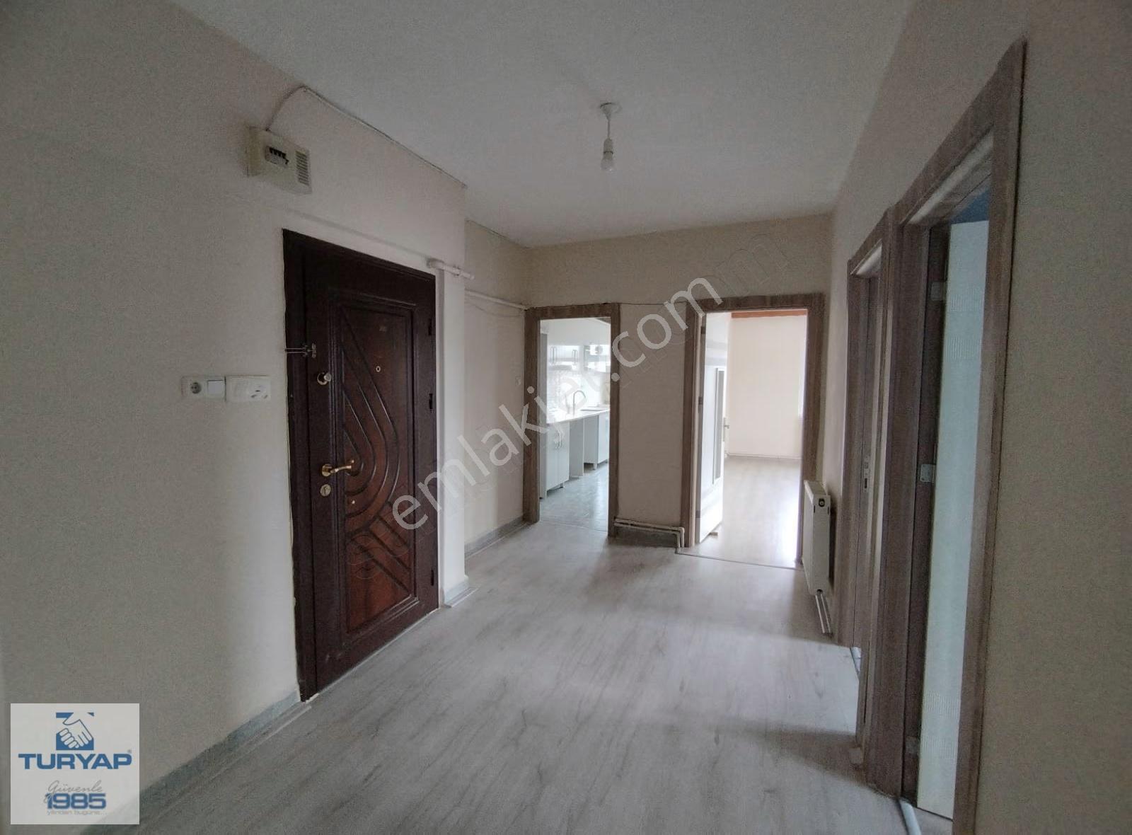 Yalova Merkez Ömer Faydalı Cadde Üzeri 3+1 Daire - Görsel 3